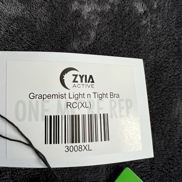 Zyia sports bra - Picture 3 of 3